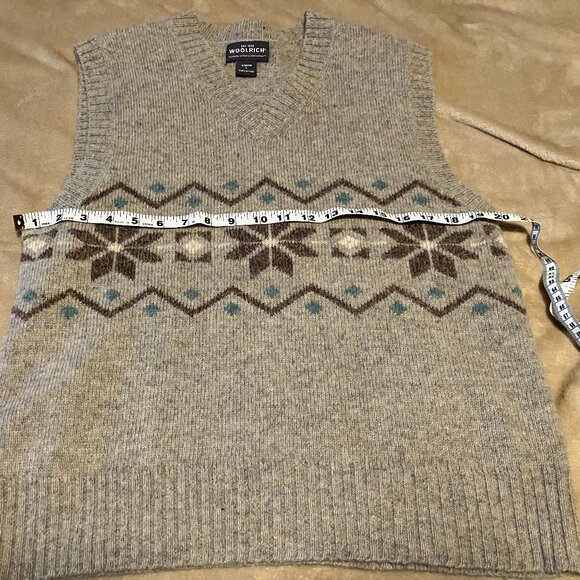 Vintage Woolrich 100% Wool Large Sweater Vest, Khaki Gray - Picture 3 of 6
